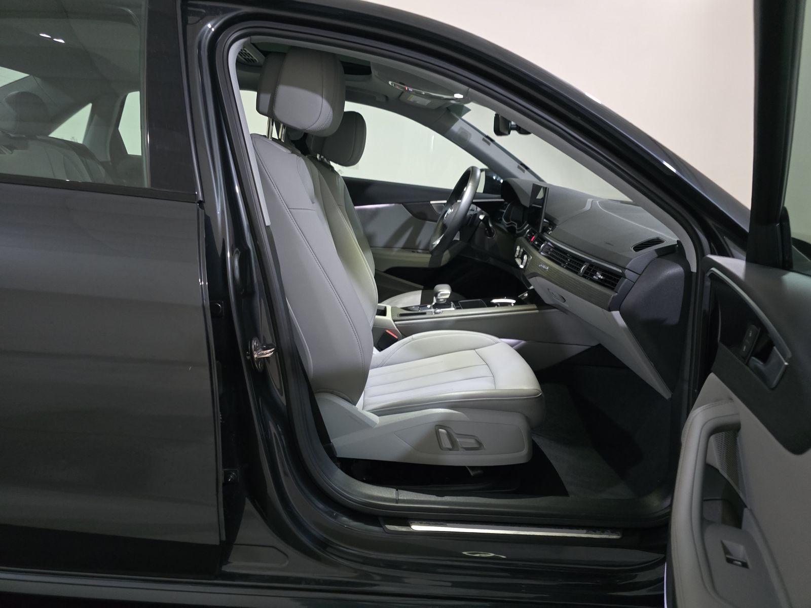 2023 Audi A4 Premium Plus AWD