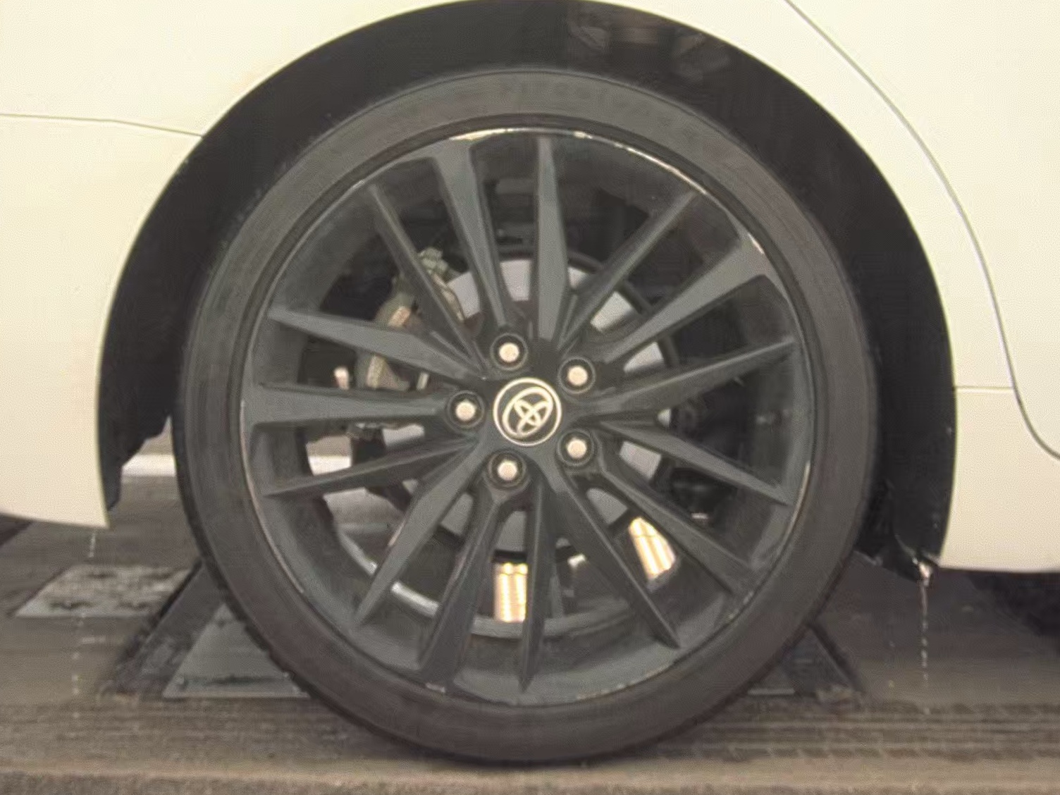 2021 Toyota Camry XSE FWD