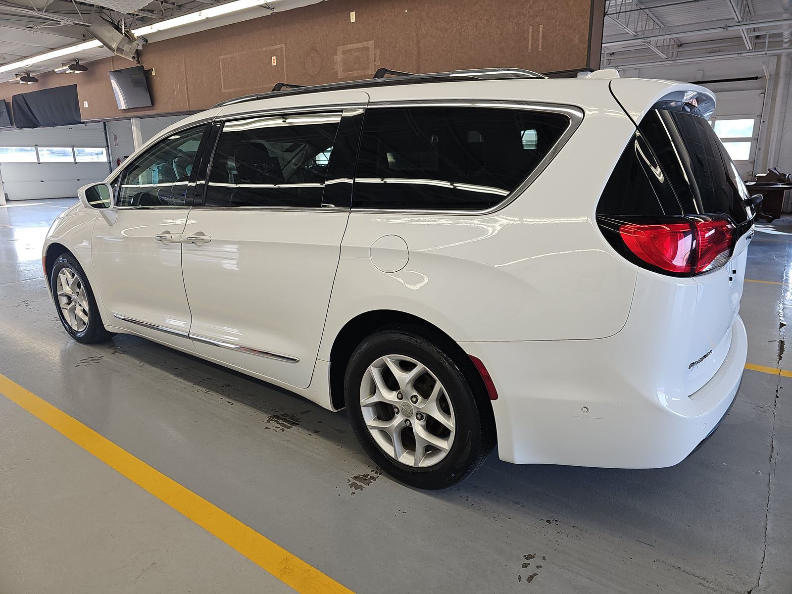 2018 Chrysler Pacifica Touring L Plus FWD