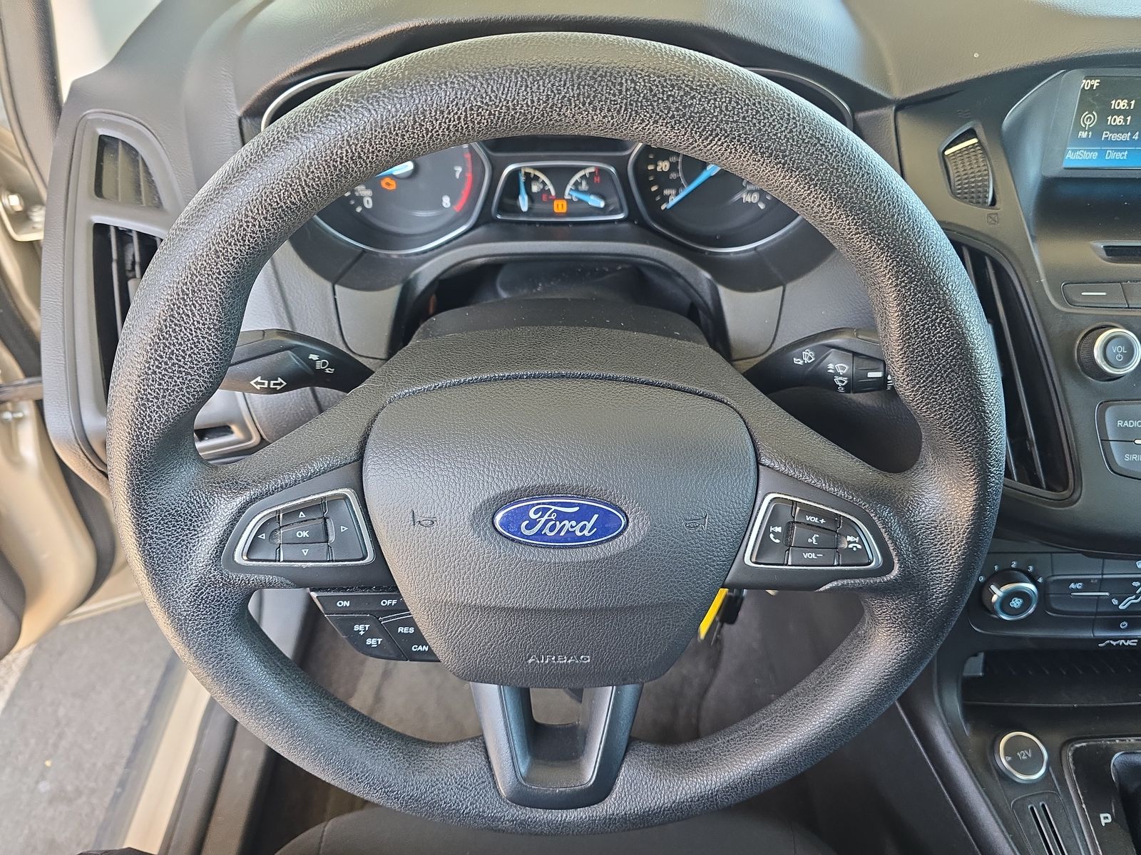 2017 Ford Focus SE FWD