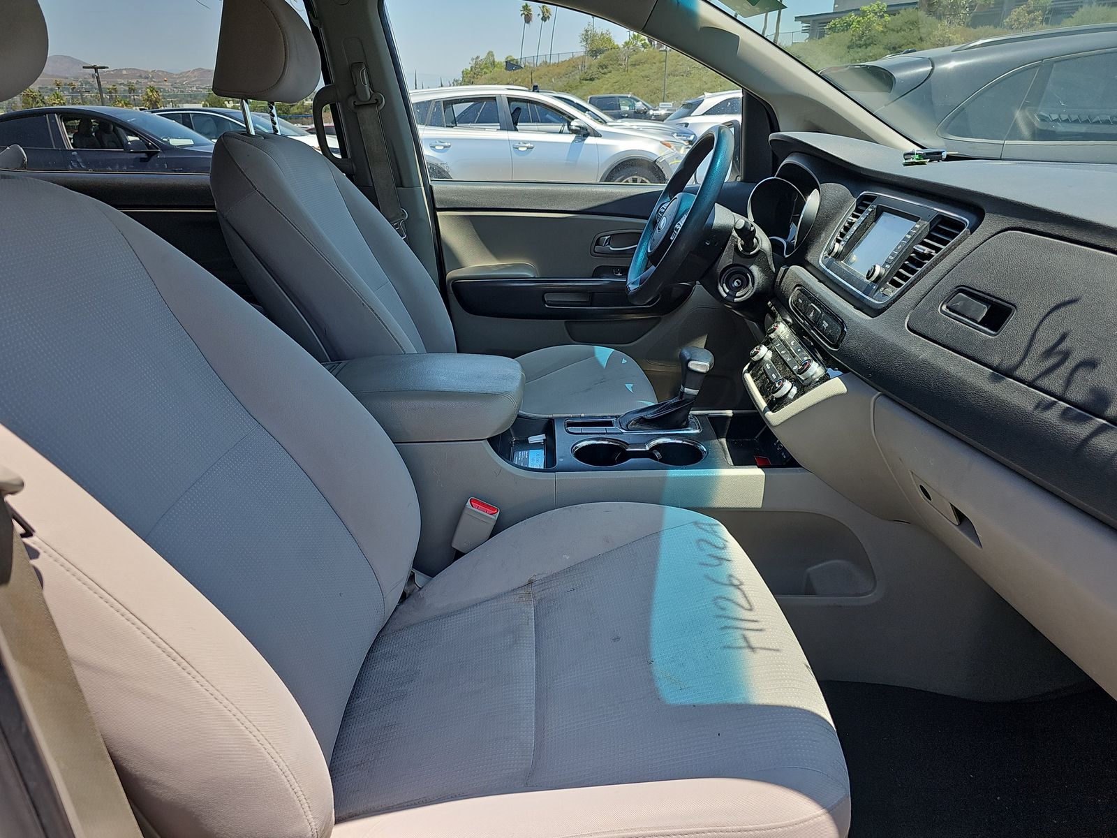 2019 Kia Sedona LX FWD