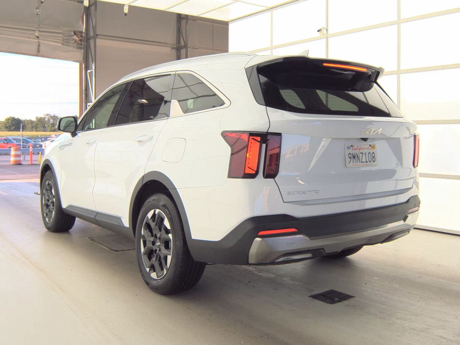 2025 Kia Sorento S FWD