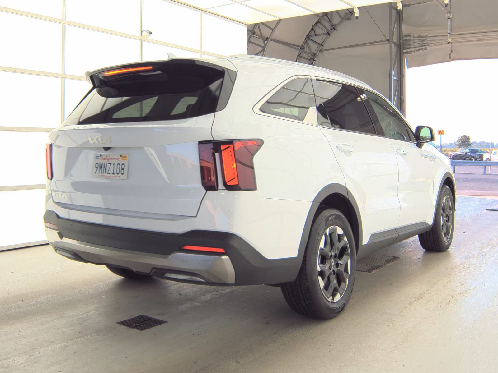 2025 Kia Sorento S FWD
