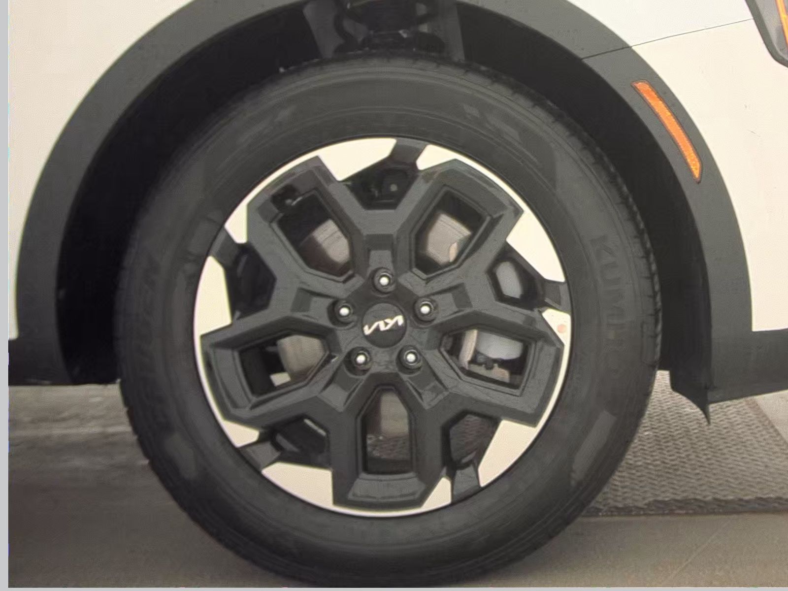 2025 Kia Sorento S FWD