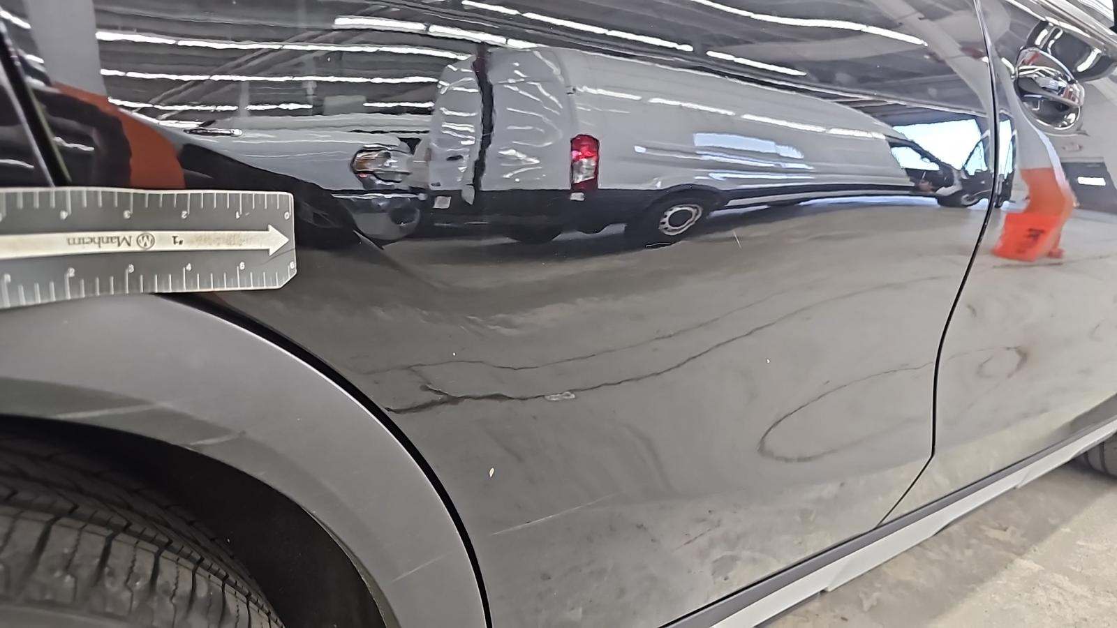 2022 BMW X6 xDrive40i AWD