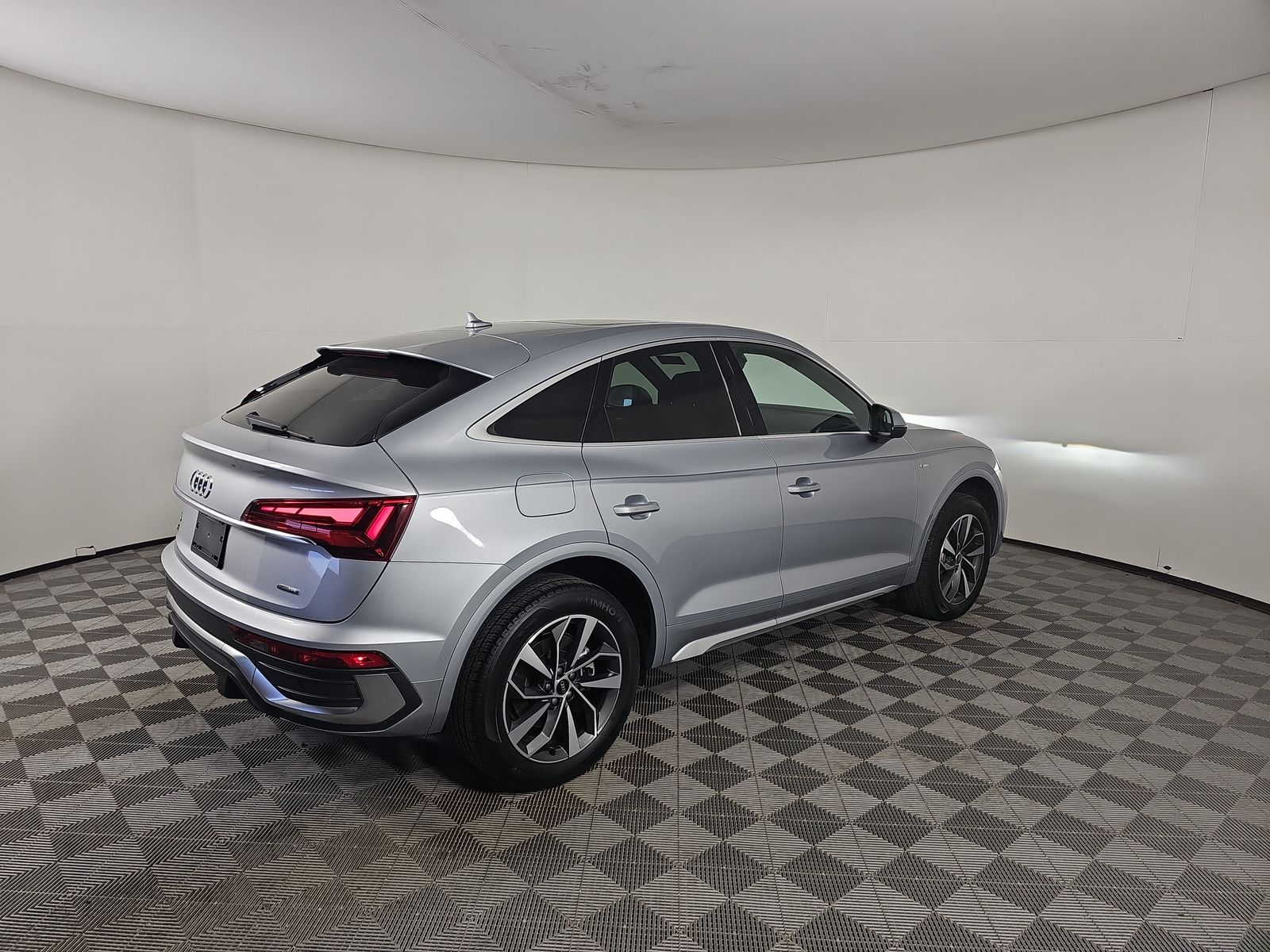 2022 Audi Q5 S line Premium Plus AWD
