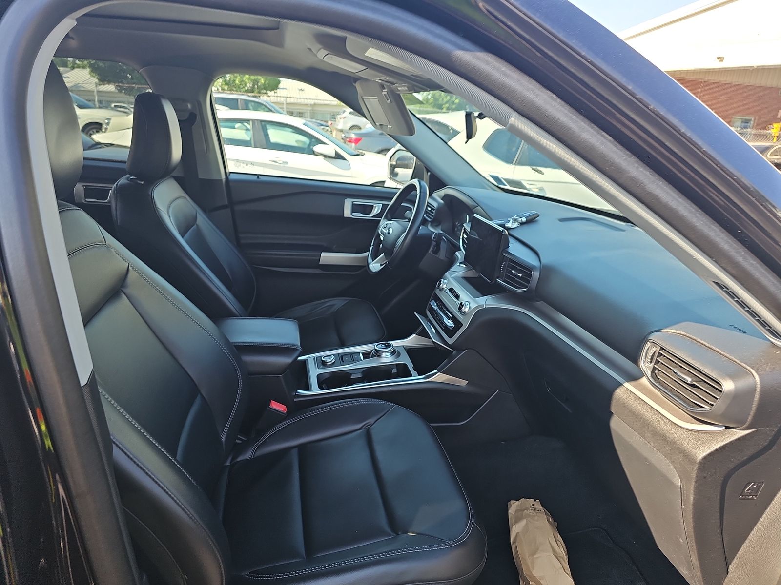 2022 Ford Explorer XLT AWD