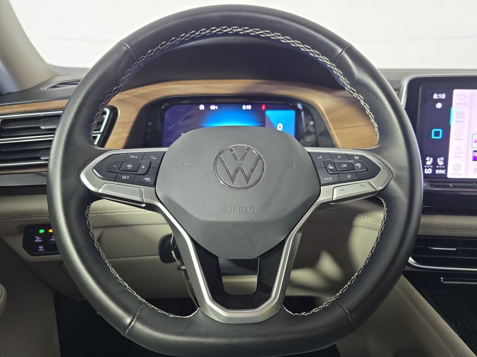 2025 Volkswagen Atlas 2.0T SE AWD