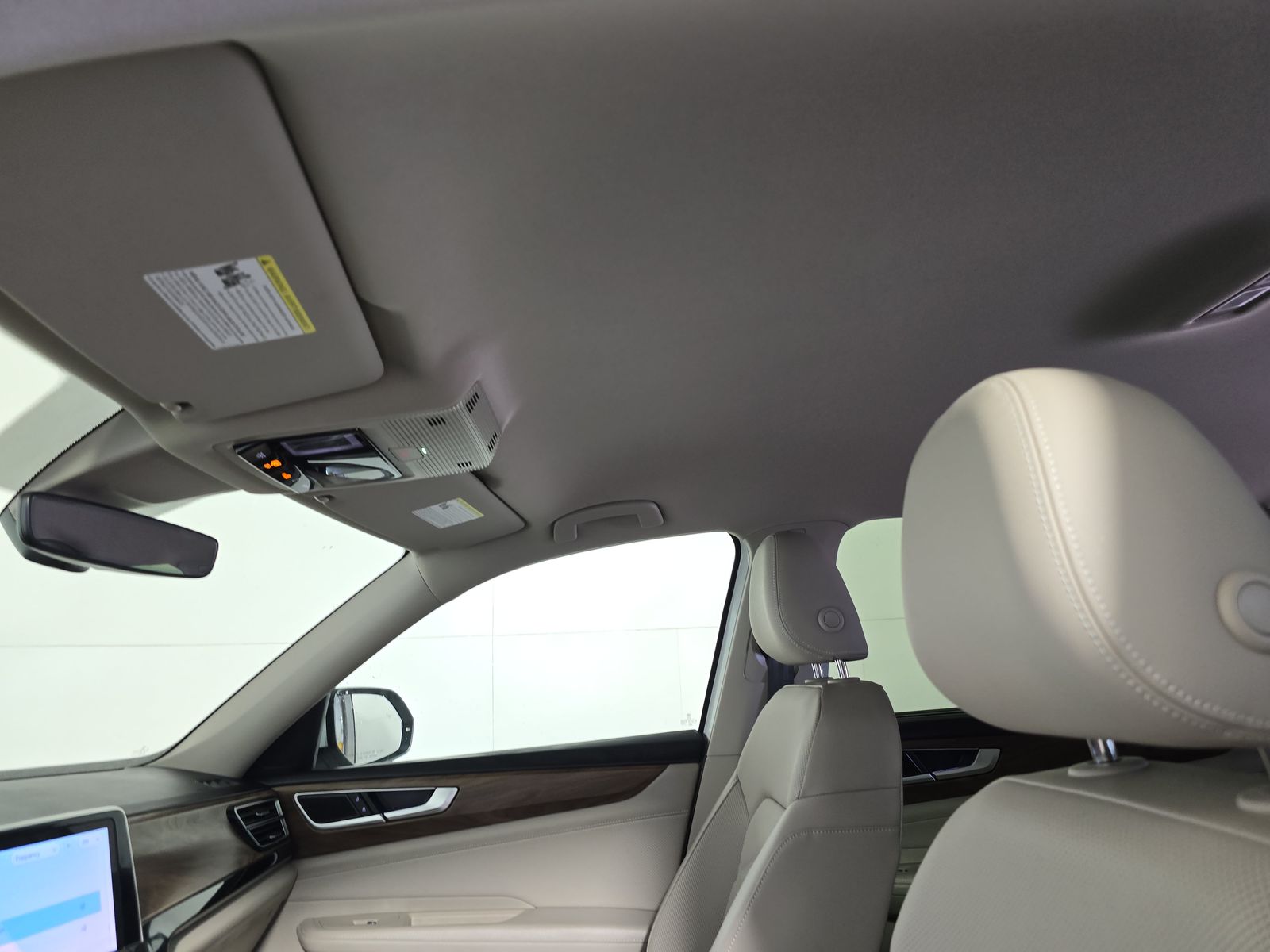 2025 Volkswagen Atlas 2.0T SE AWD