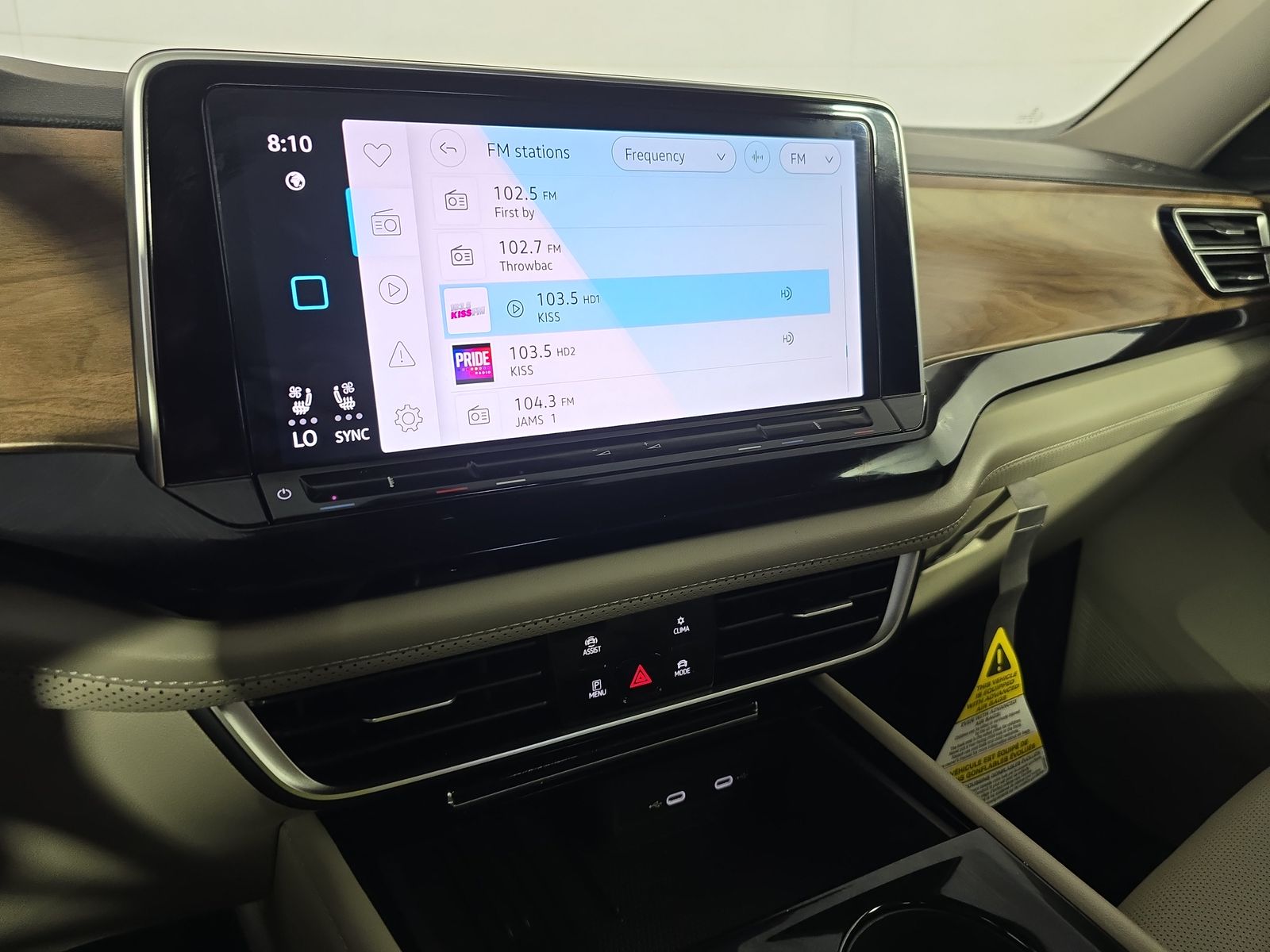 2025 Volkswagen Atlas 2.0T SE AWD