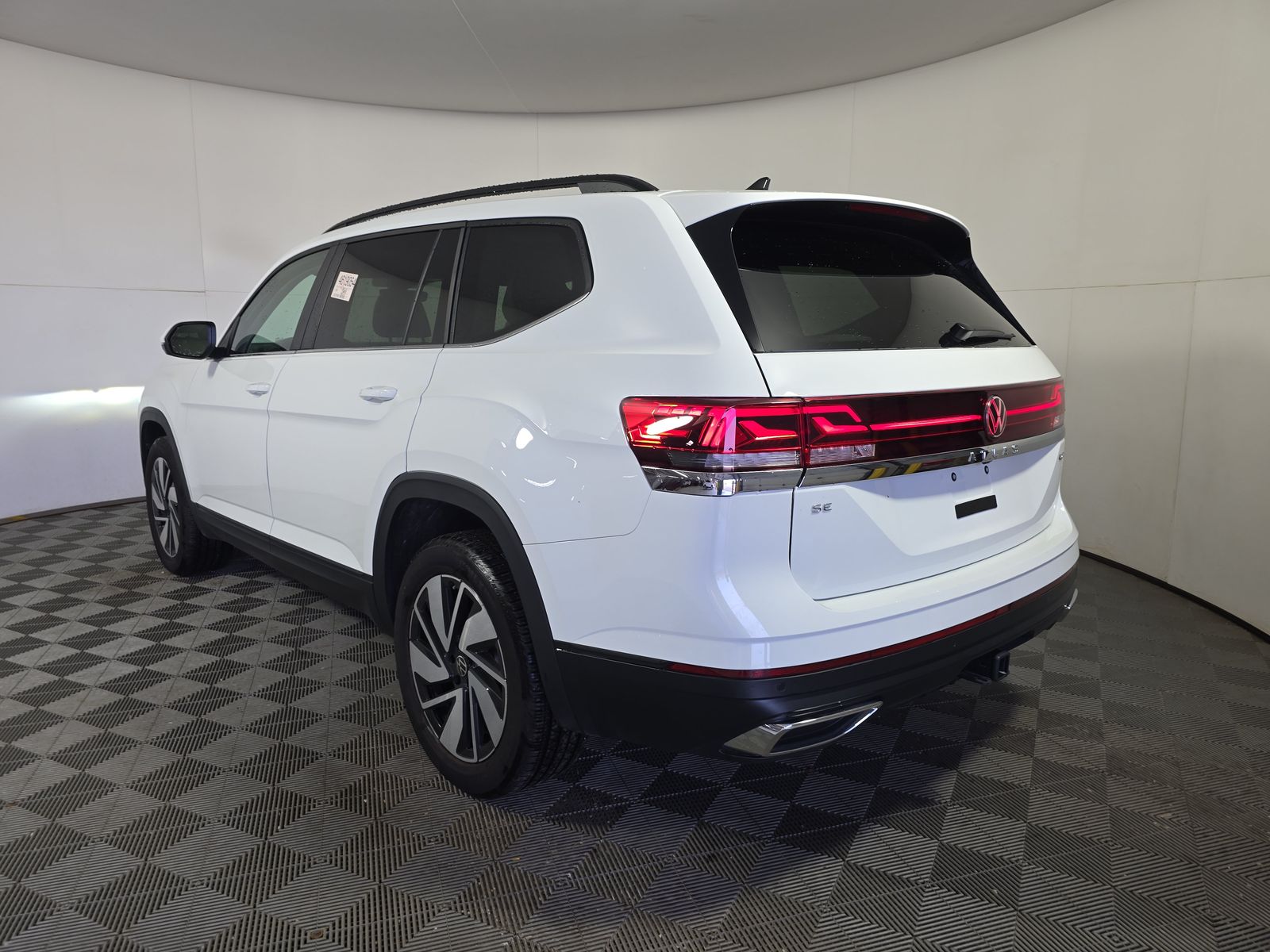 2025 Volkswagen Atlas 2.0T SE AWD