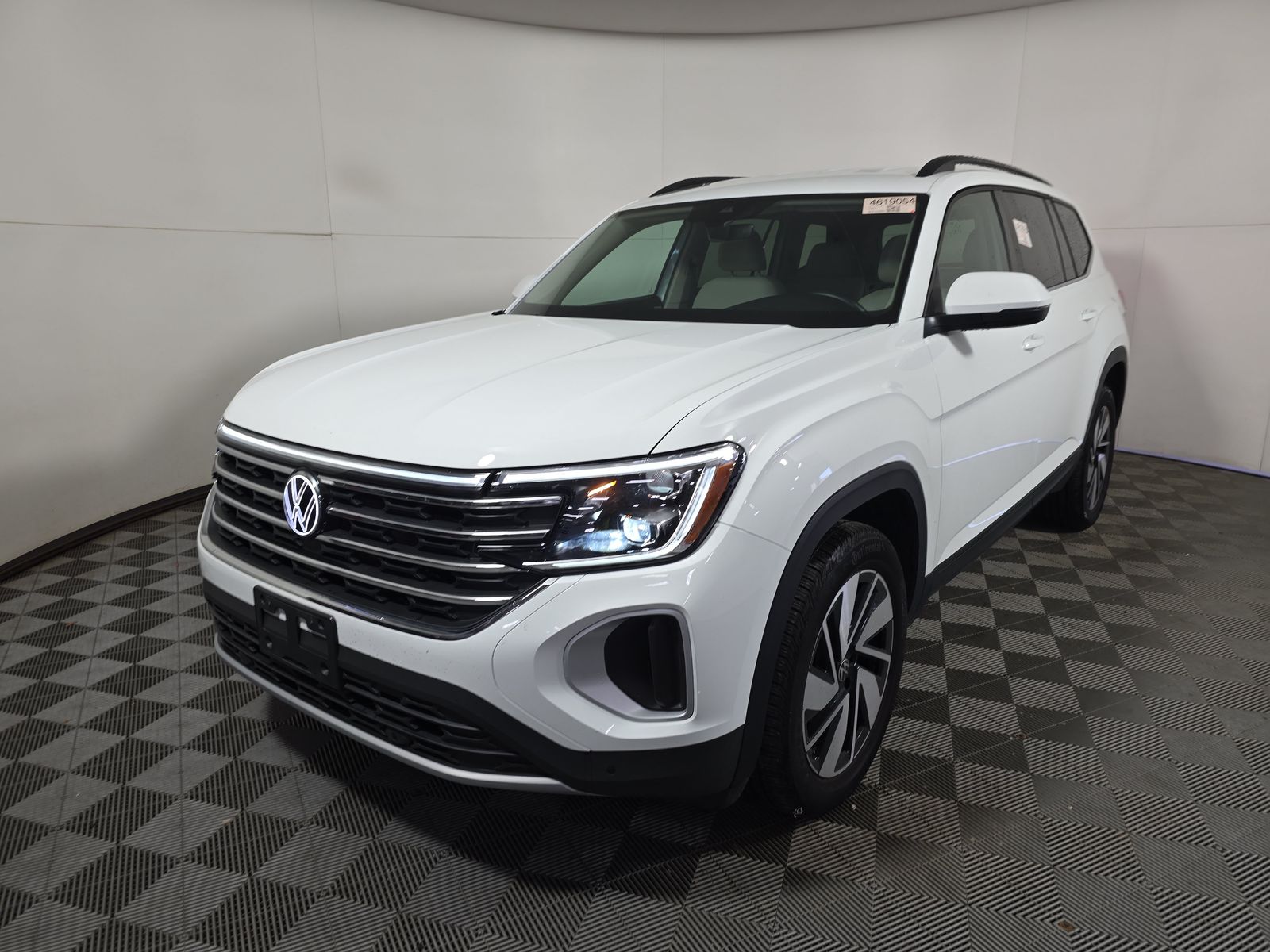 2025 Volkswagen Atlas 2.0T SE AWD