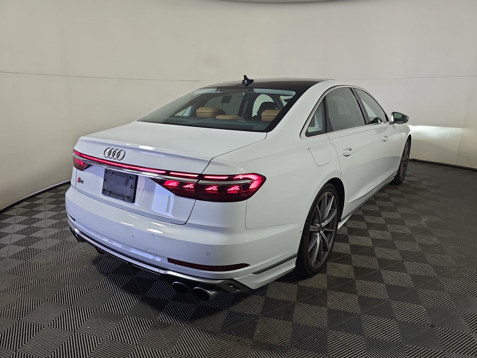 2022 Audi S8 Base AWD