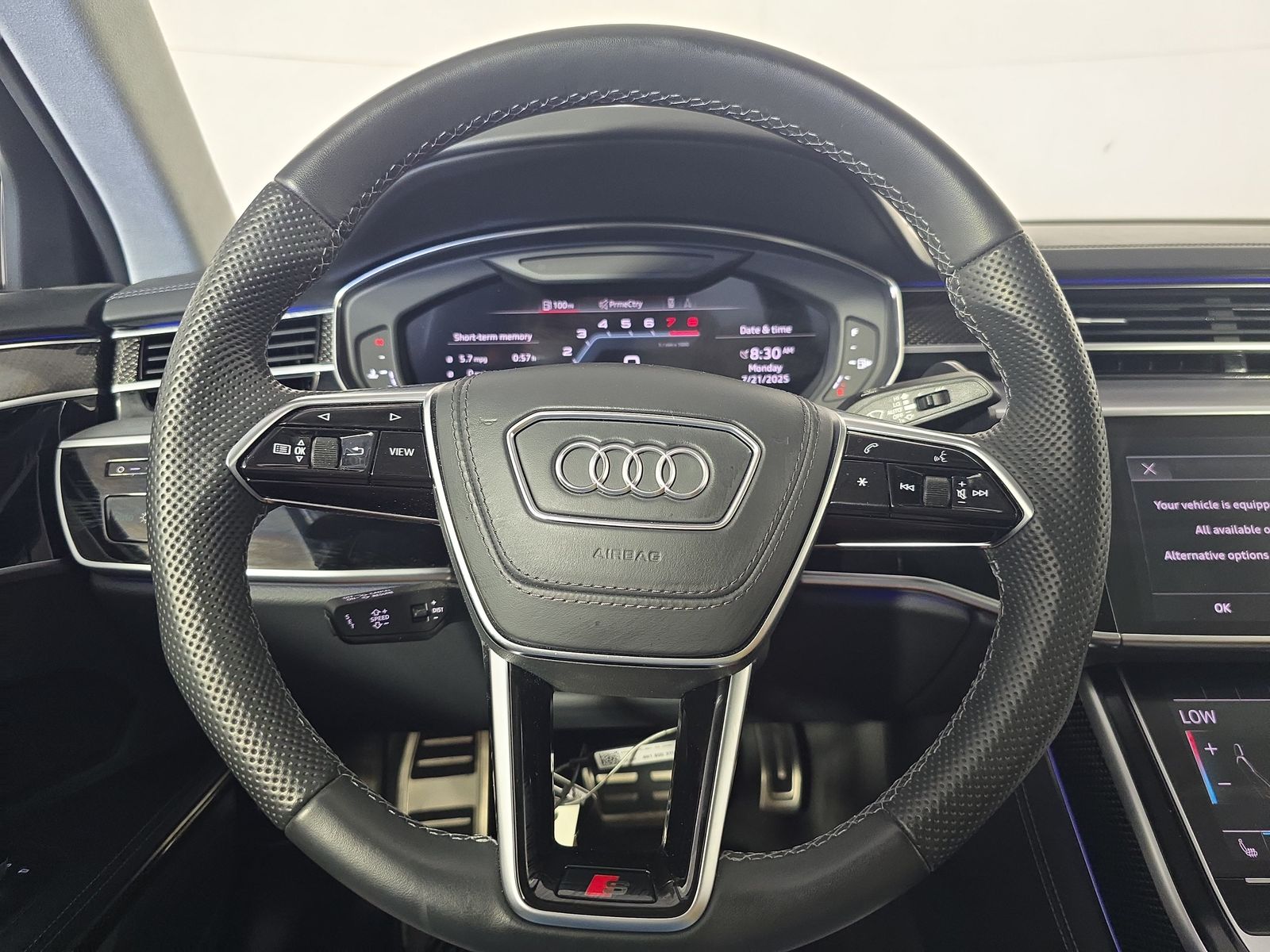 2022 Audi S8 Base AWD