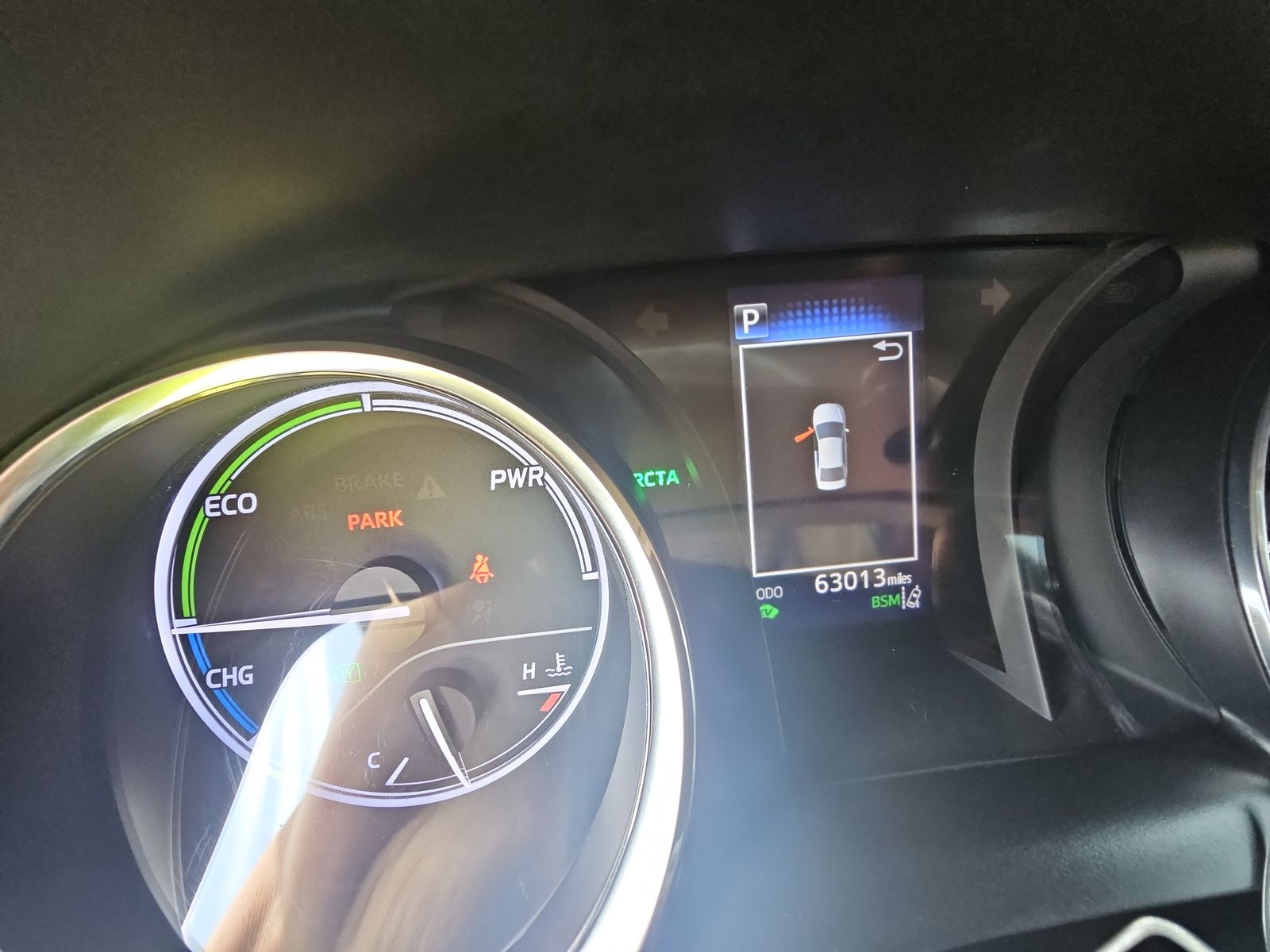 2019 Toyota Camry Hybrid LE FWD
