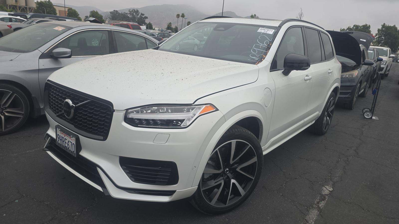 2023 Volvo XC90 Recharge T8 Plus AWD