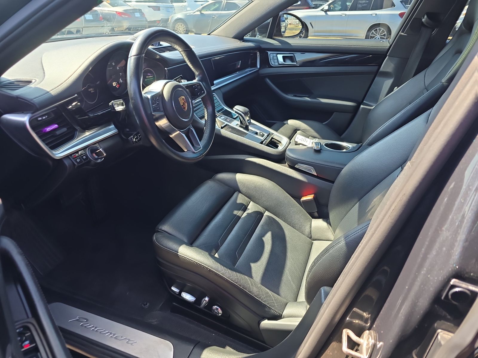 2018 Porsche Panamera Base RWD