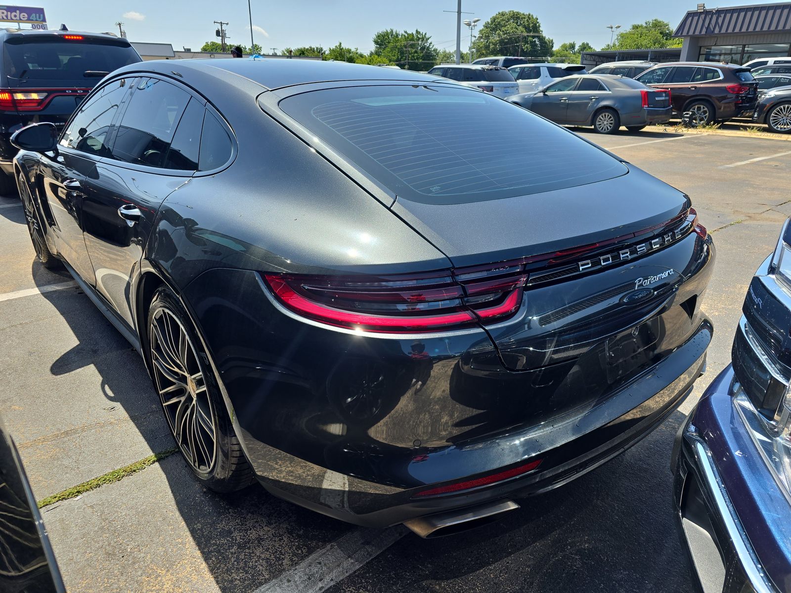 2018 Porsche Panamera Base RWD
