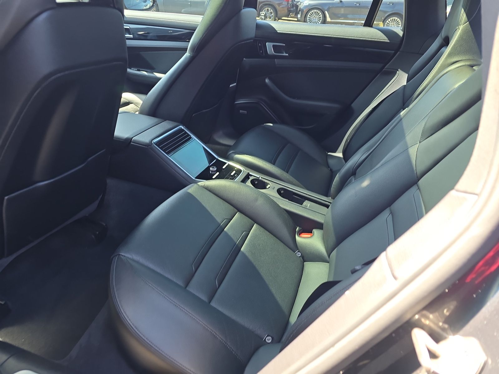 2018 Porsche Panamera Base RWD