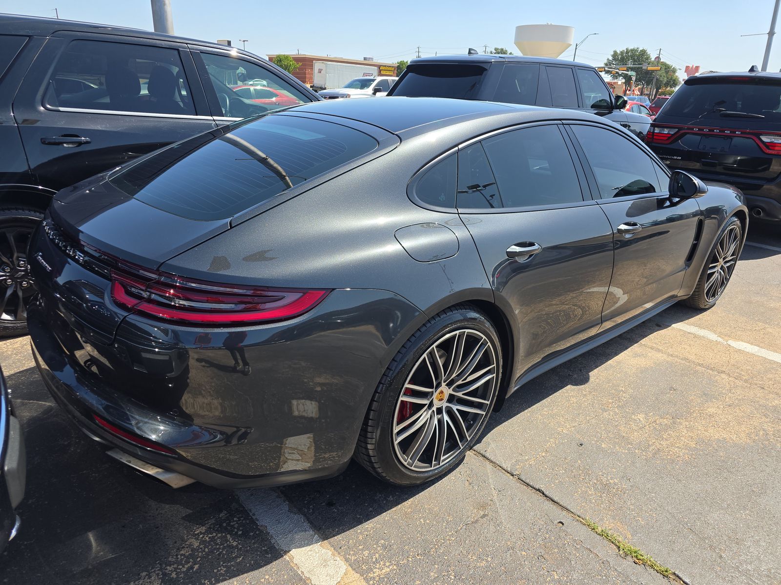 2018 Porsche Panamera Base RWD