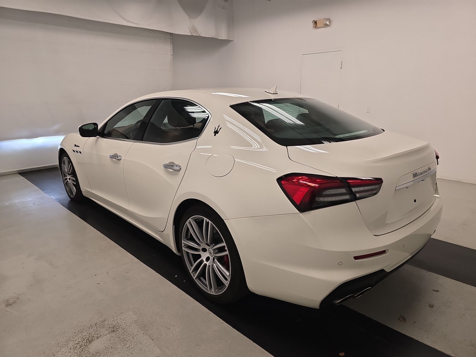 2022 Maserati Ghibli Modena FWD