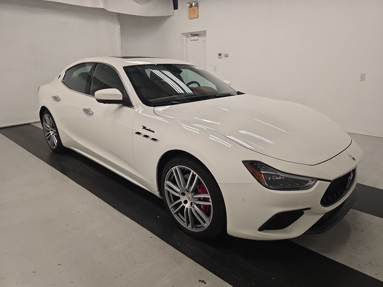 2022 Maserati Ghibli Modena FWD