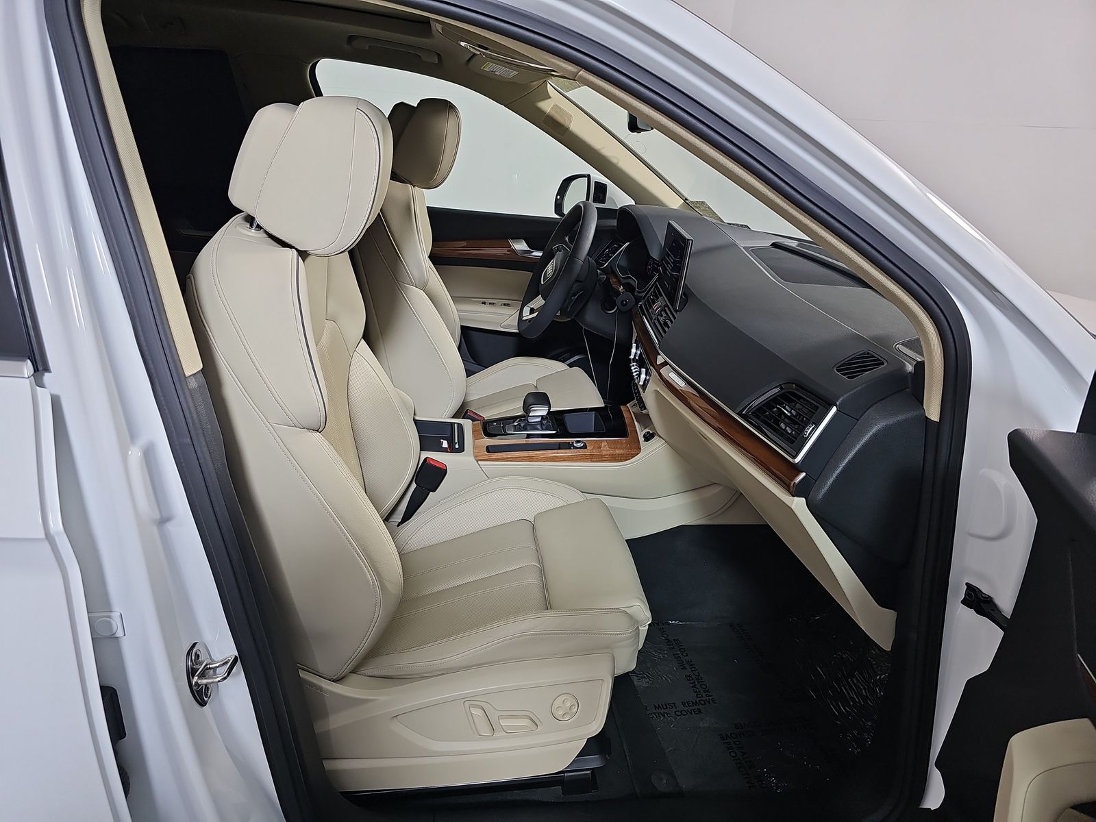2022 Audi Q5 S line Prestige AWD