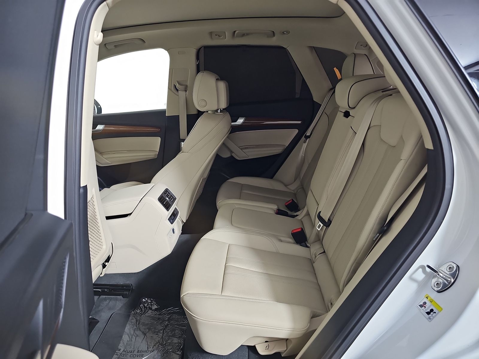 2022 Audi Q5 S line Prestige AWD