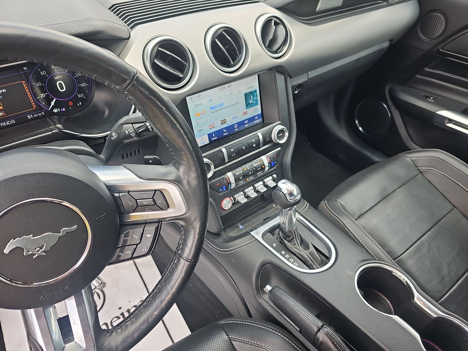 2022 Ford Mustang EcoBoost Premium FWD