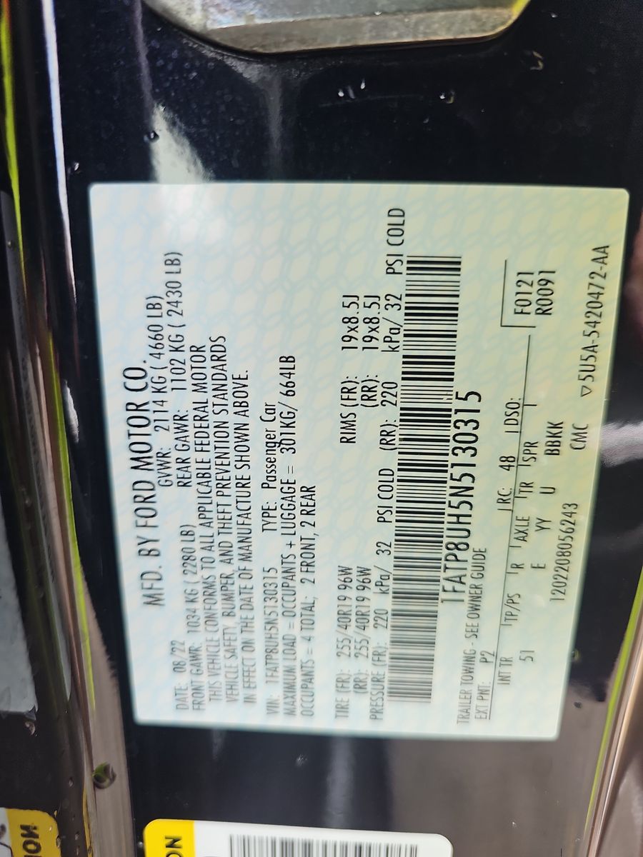 2022 Ford Mustang EcoBoost Premium FWD