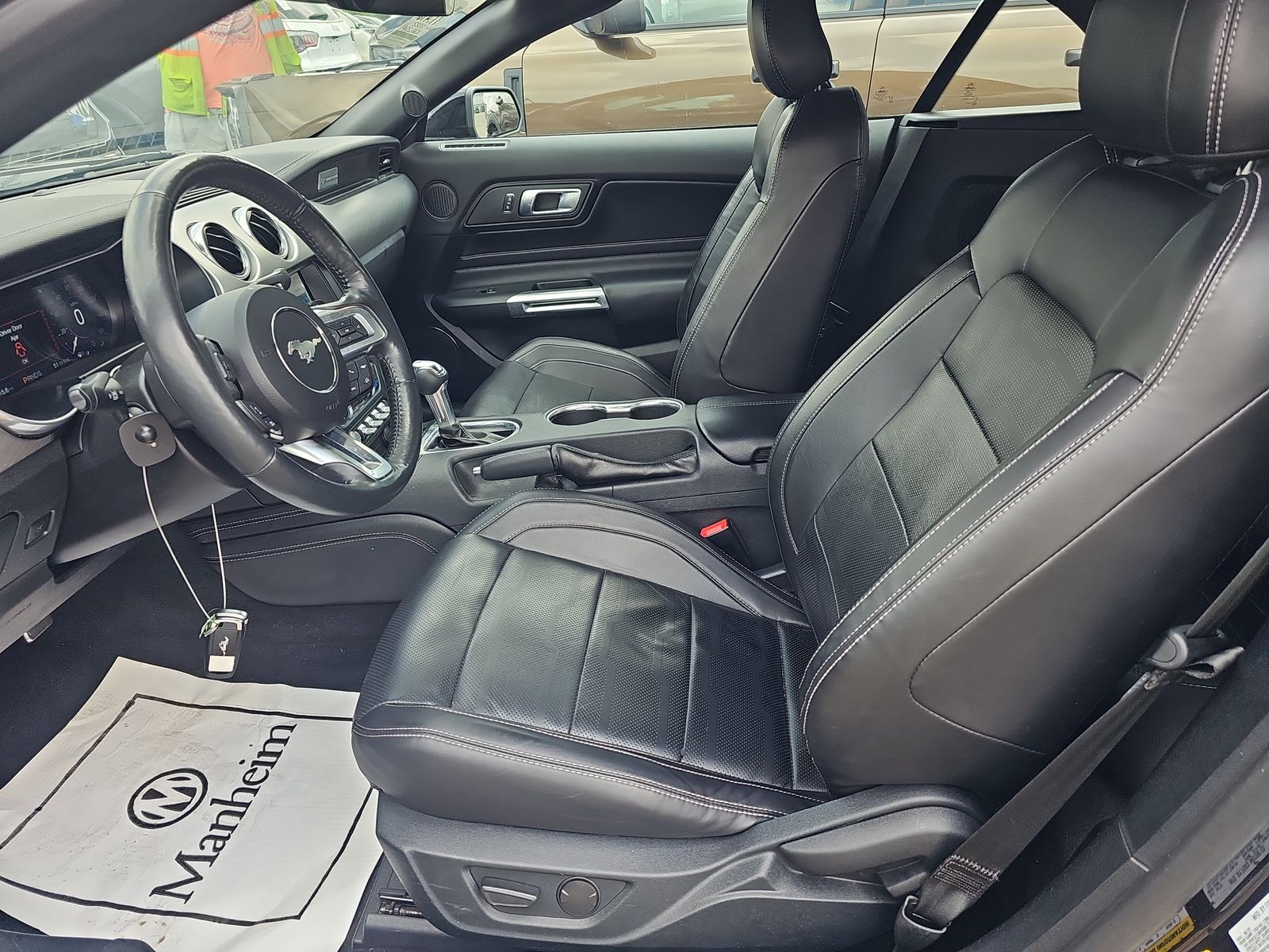 2022 Ford Mustang EcoBoost Premium FWD