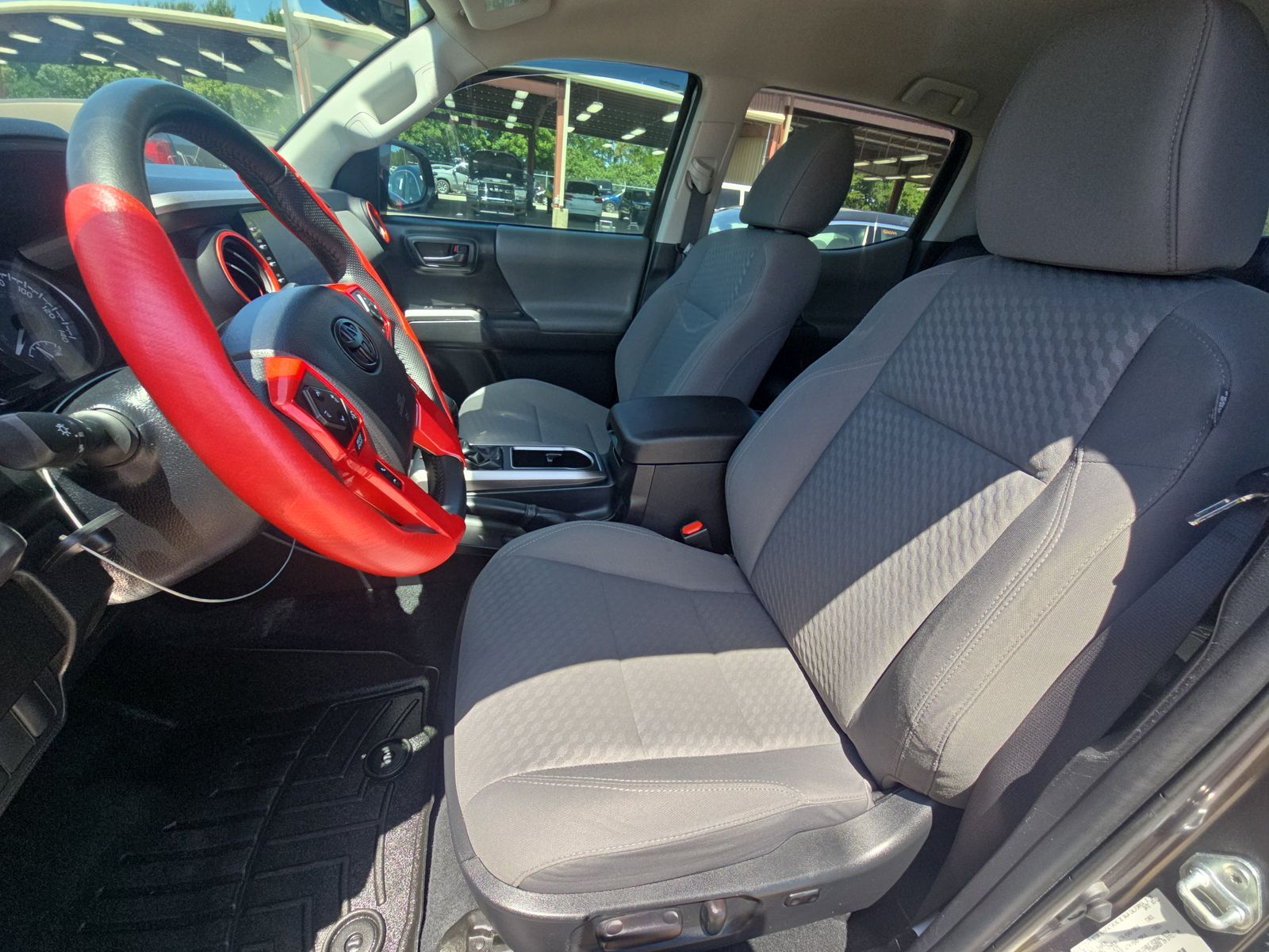 2022 Toyota Tacoma SR5 RWD