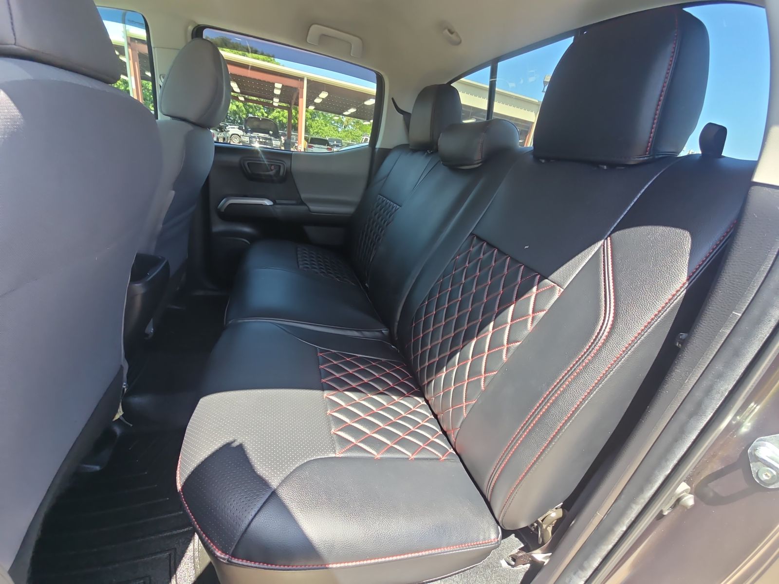 2022 Toyota Tacoma SR5 RWD