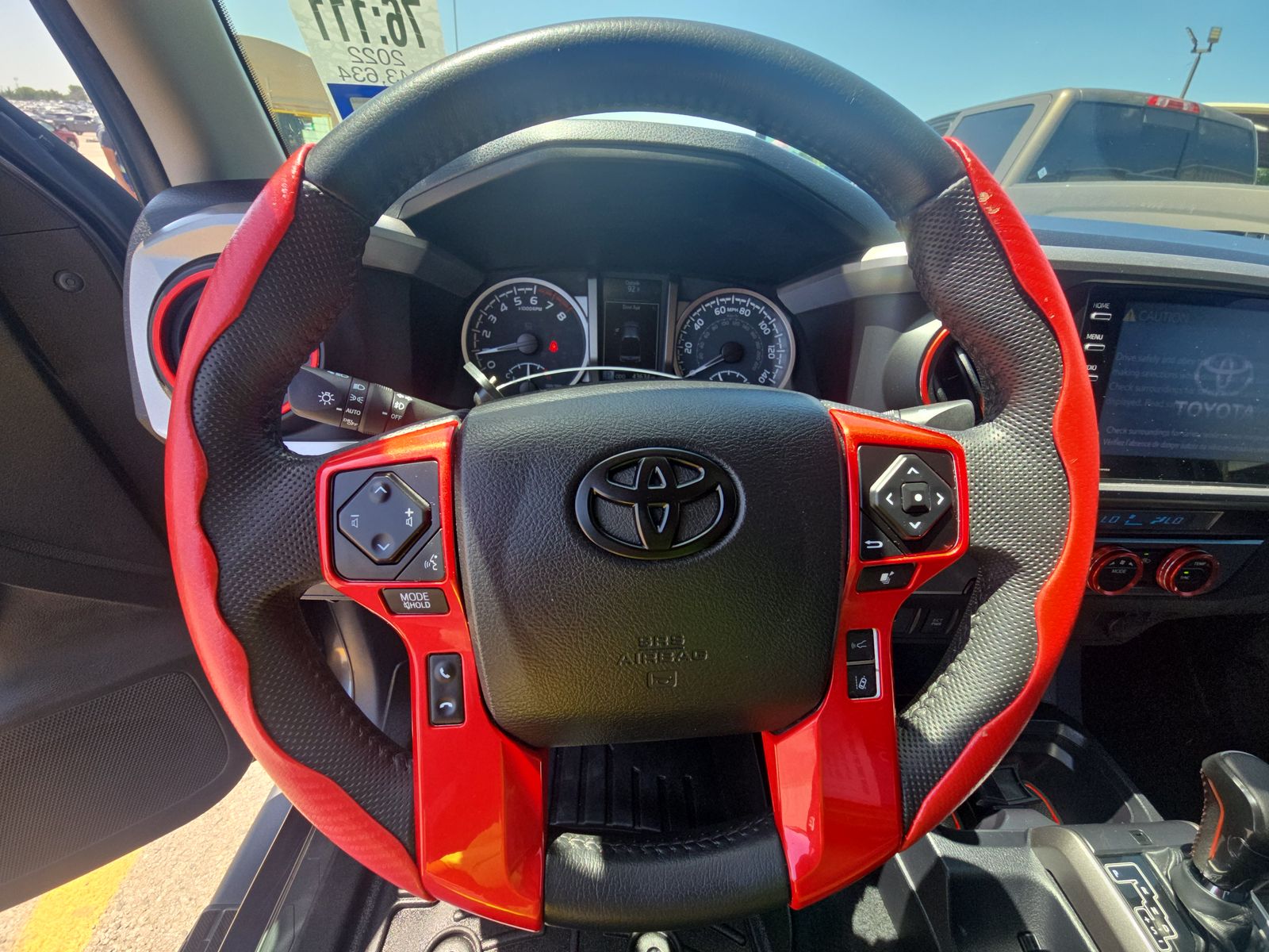 2022 Toyota Tacoma SR5 RWD