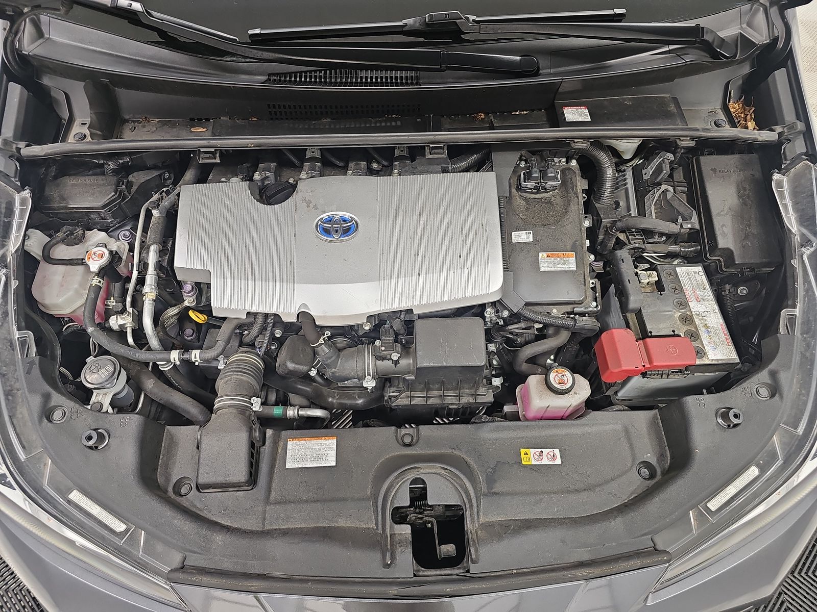 2021 Toyota Prius LE FWD