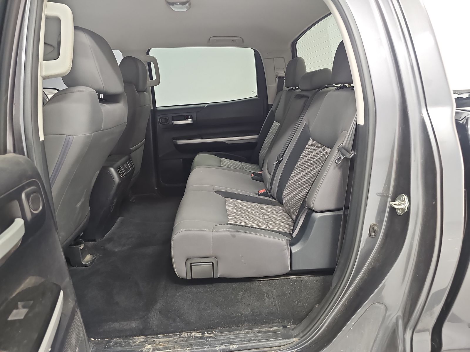 2018 Toyota Tundra SR5 AWD