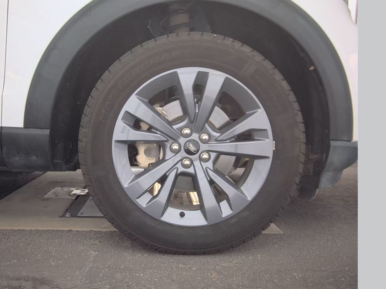 2022 Ford Explorer XLT AWD