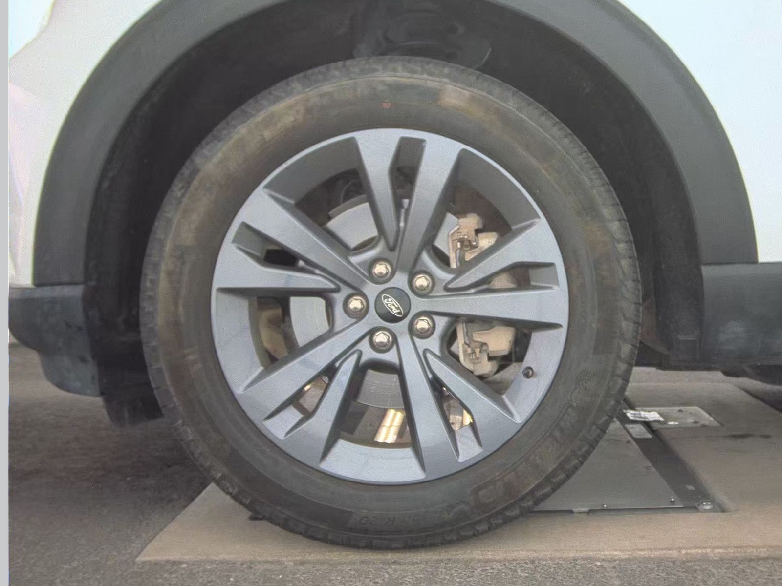 2022 Ford Explorer XLT AWD
