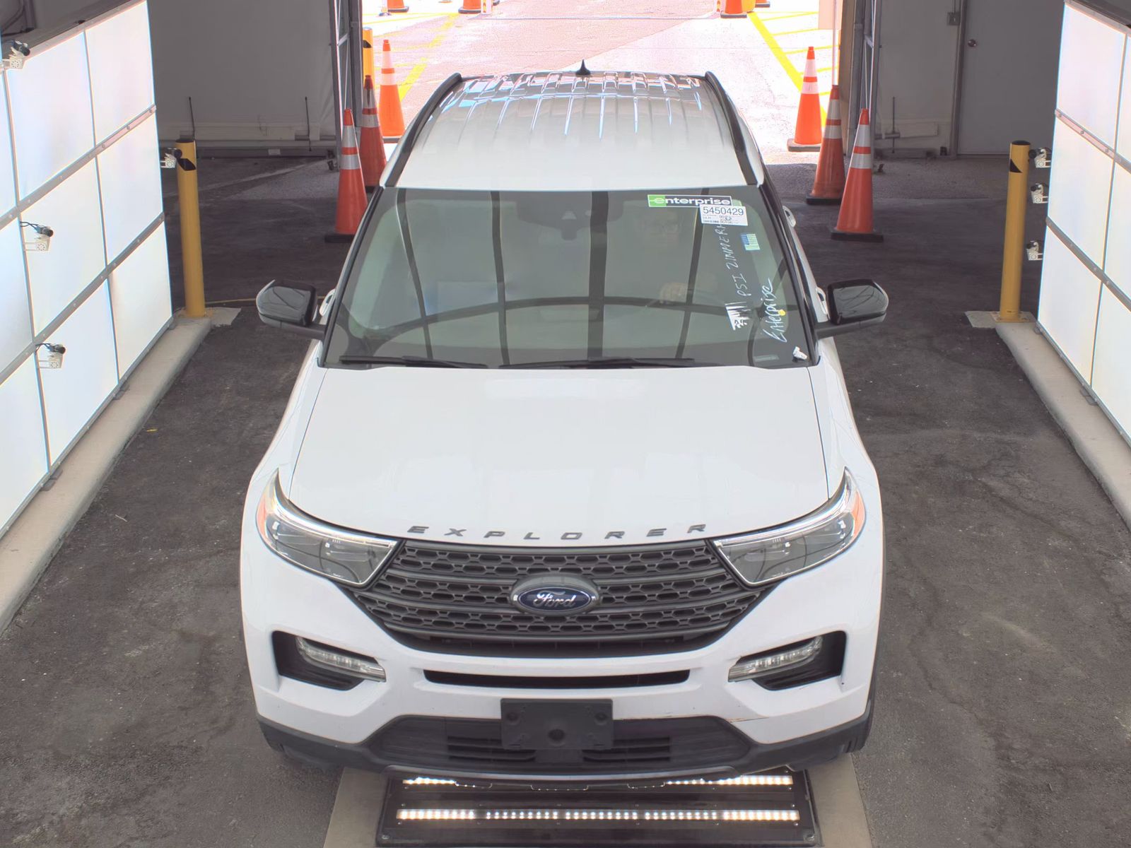 2022 Ford Explorer XLT AWD