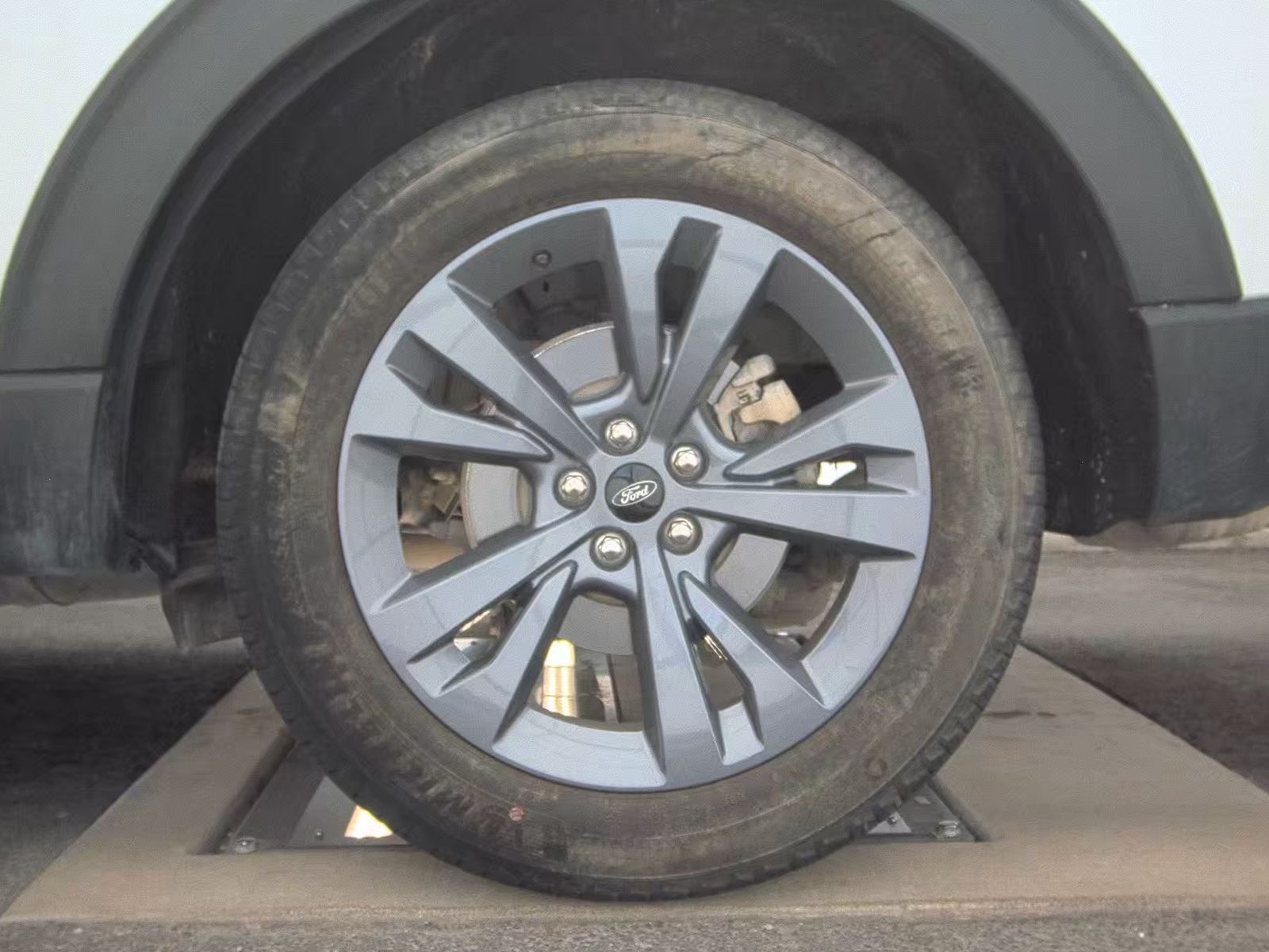 2022 Ford Explorer XLT AWD