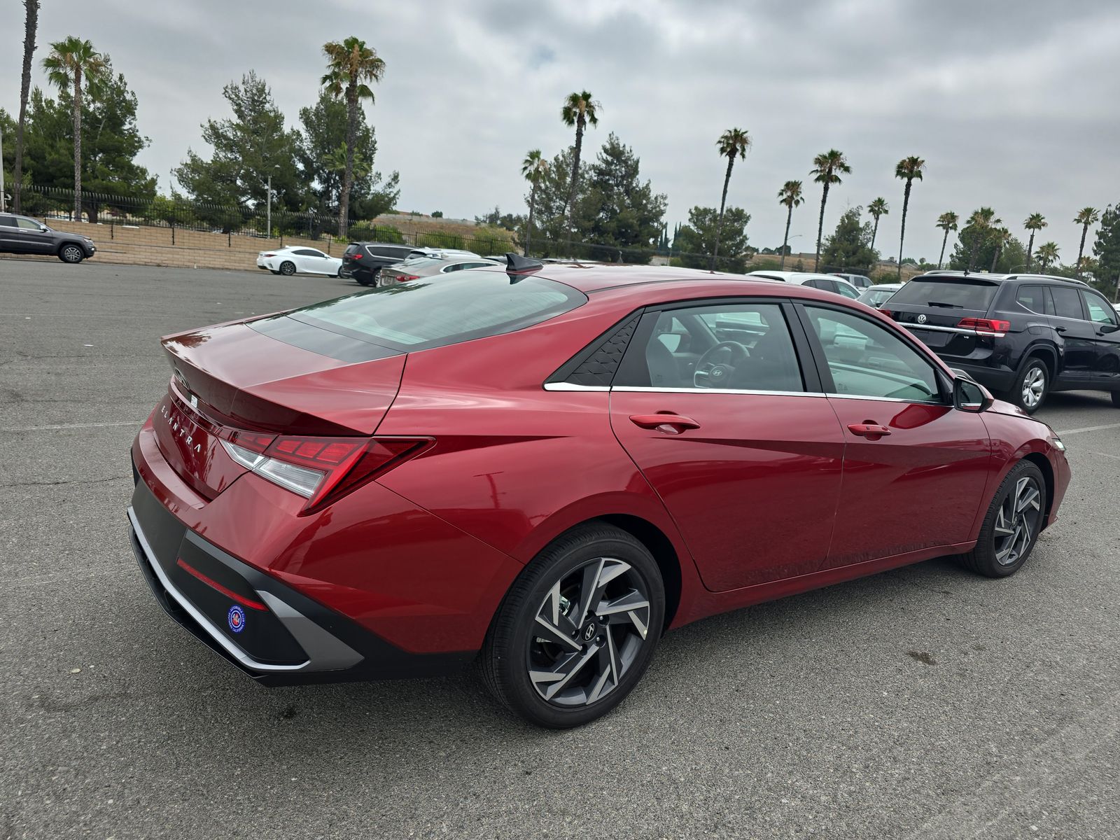 2024 Hyundai Elantra SEL FWD