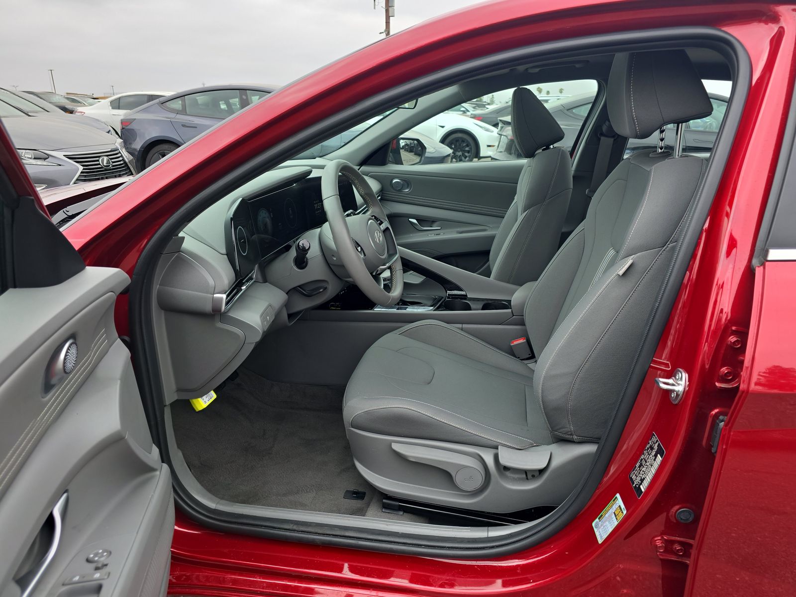 2024 Hyundai Elantra SEL FWD