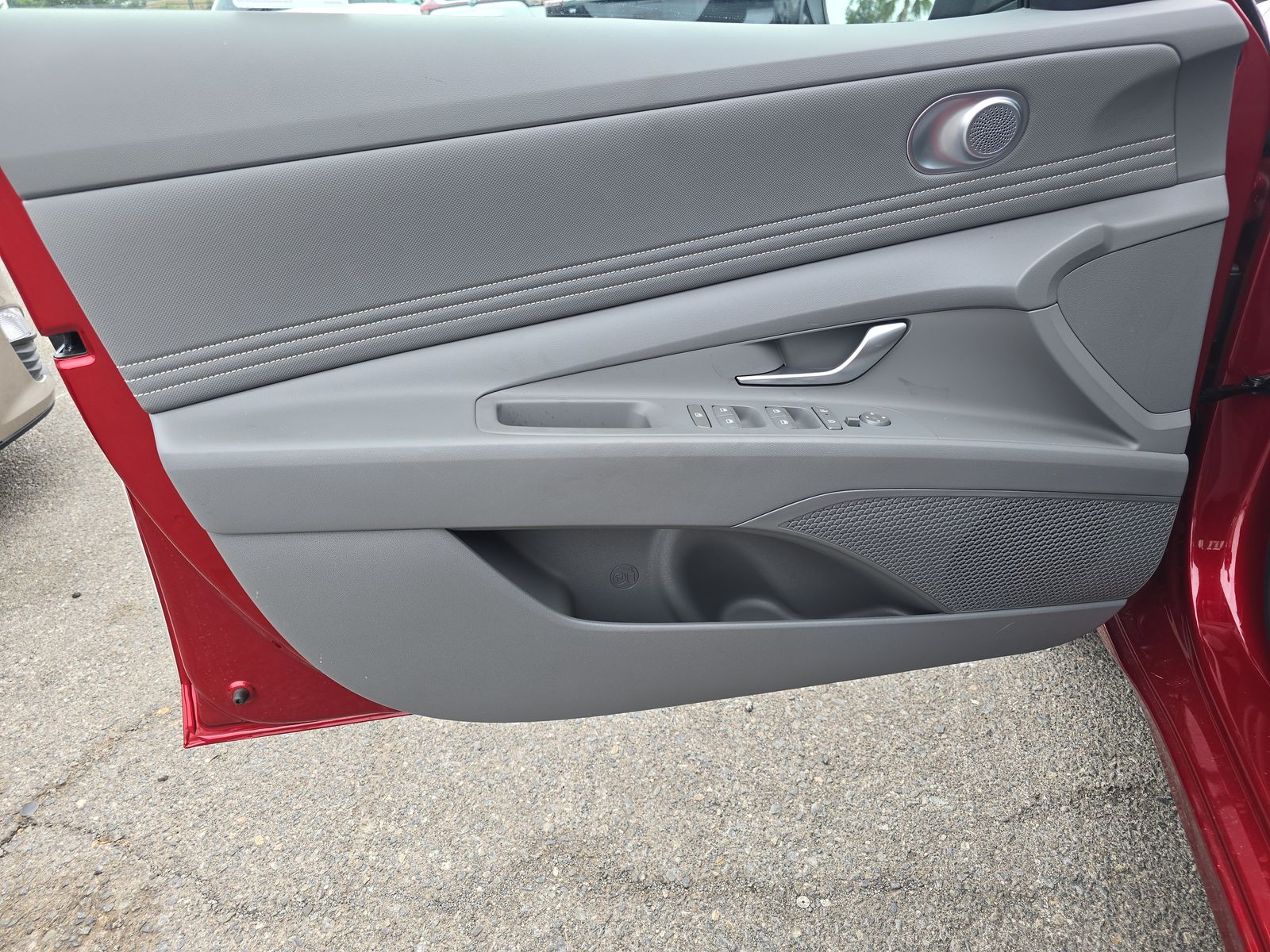 2024 Hyundai Elantra SEL FWD