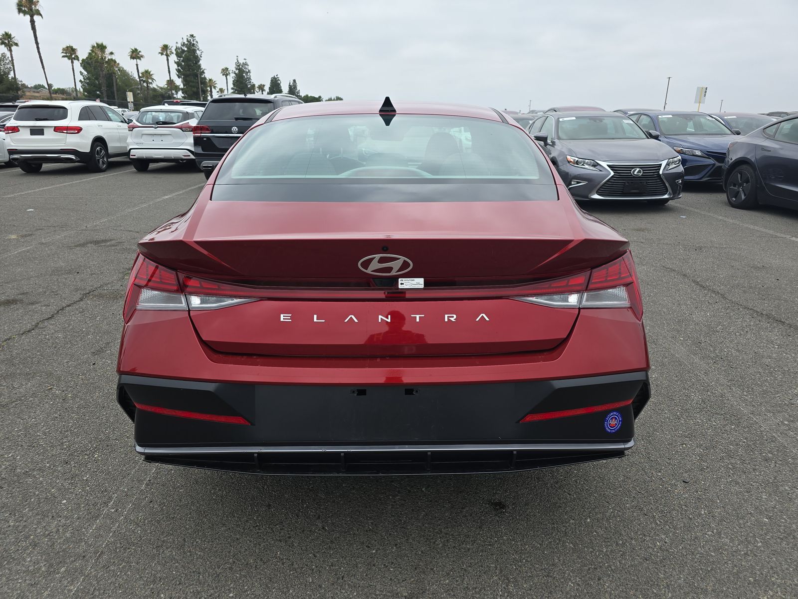 2024 Hyundai Elantra SEL FWD