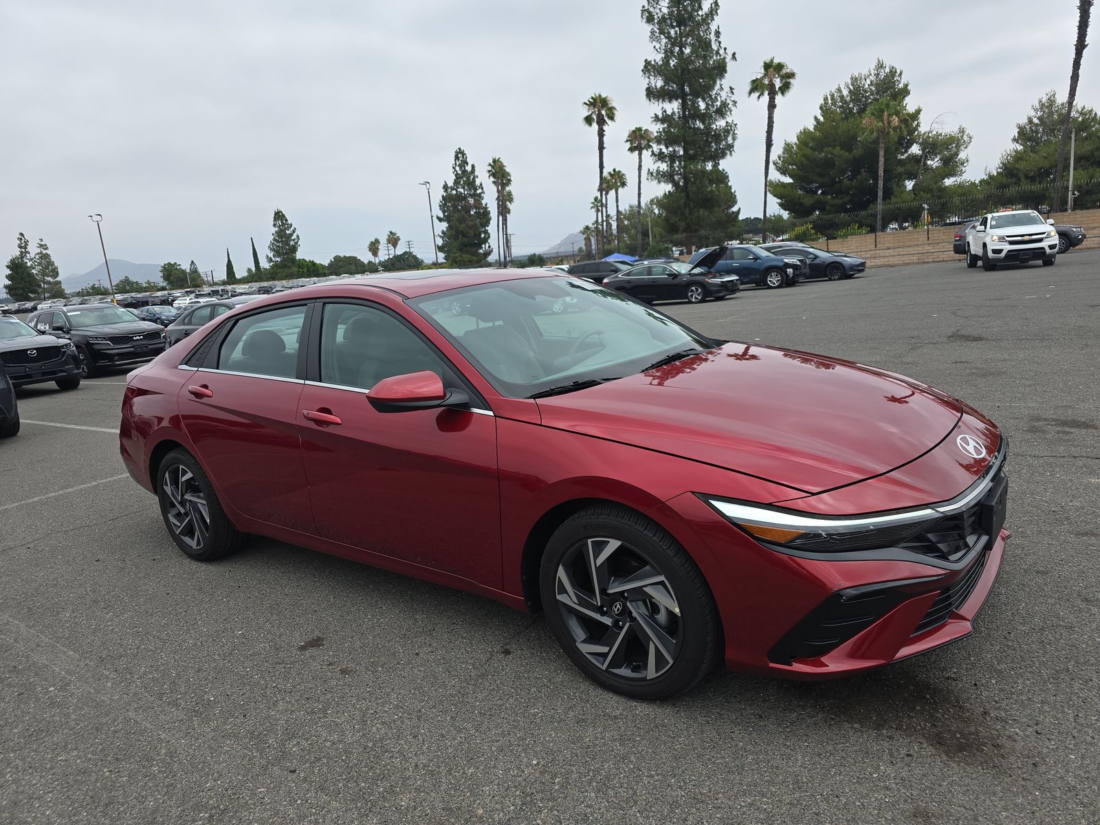 2024 Hyundai Elantra SEL FWD