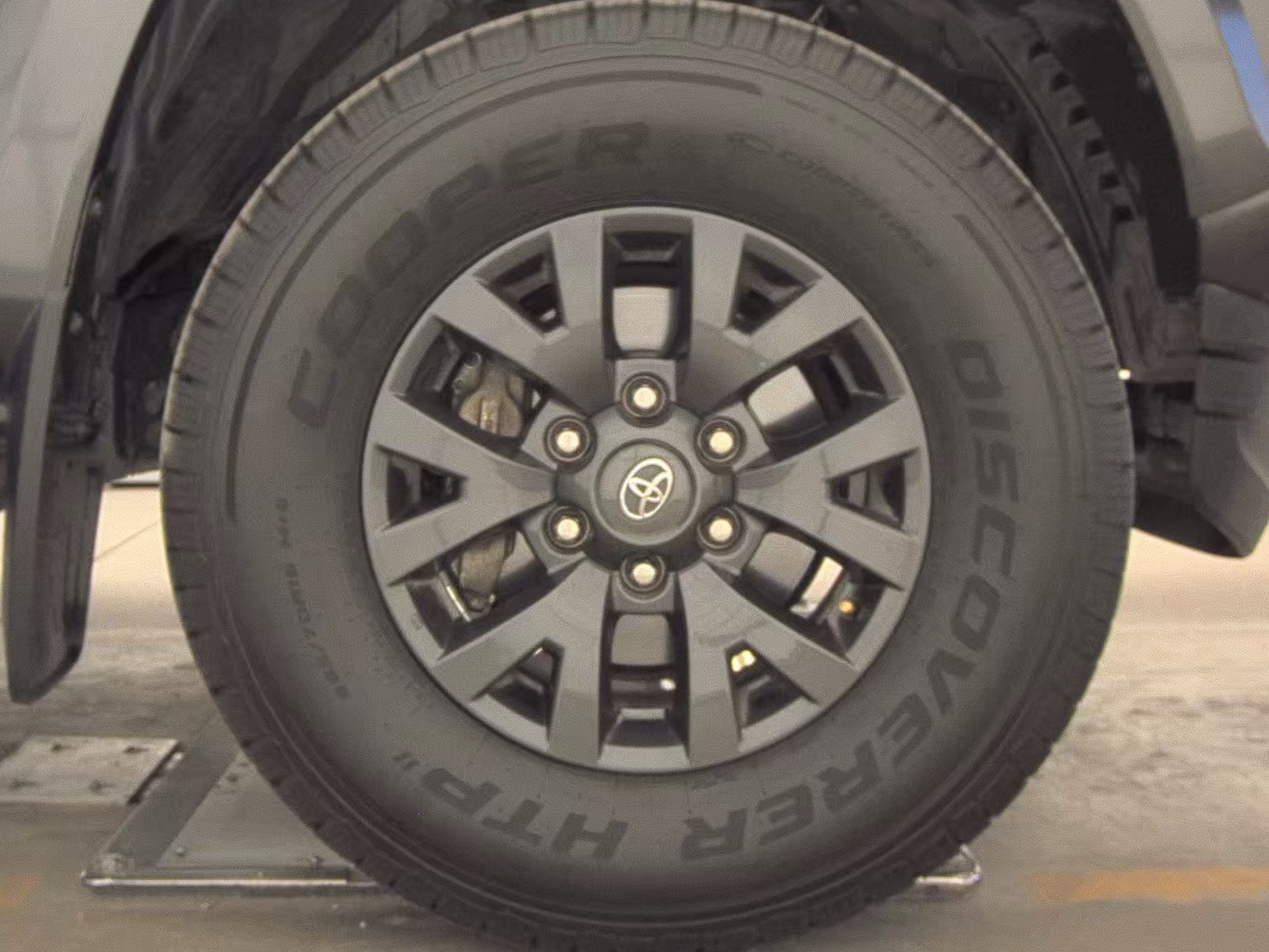 2022 Toyota Tacoma SR5 RWD