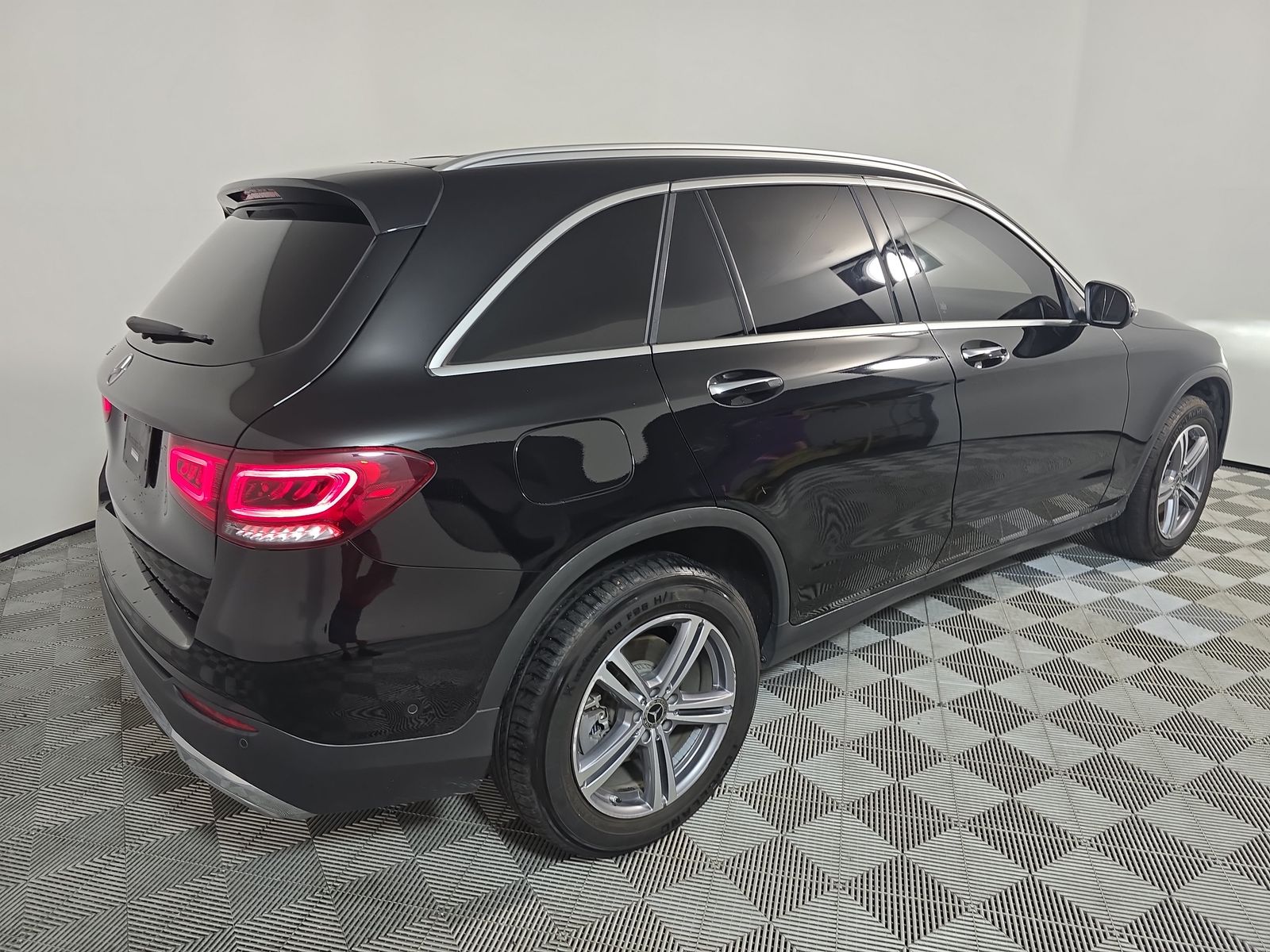 2022 Mercedes-Benz GLC GLC 300 RWD