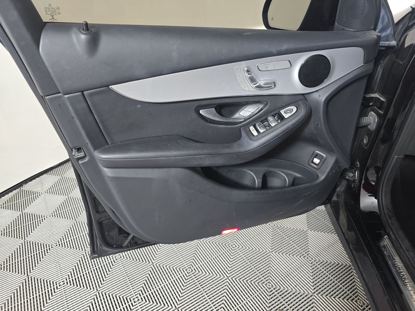 2022 Mercedes-Benz GLC GLC 300 RWD