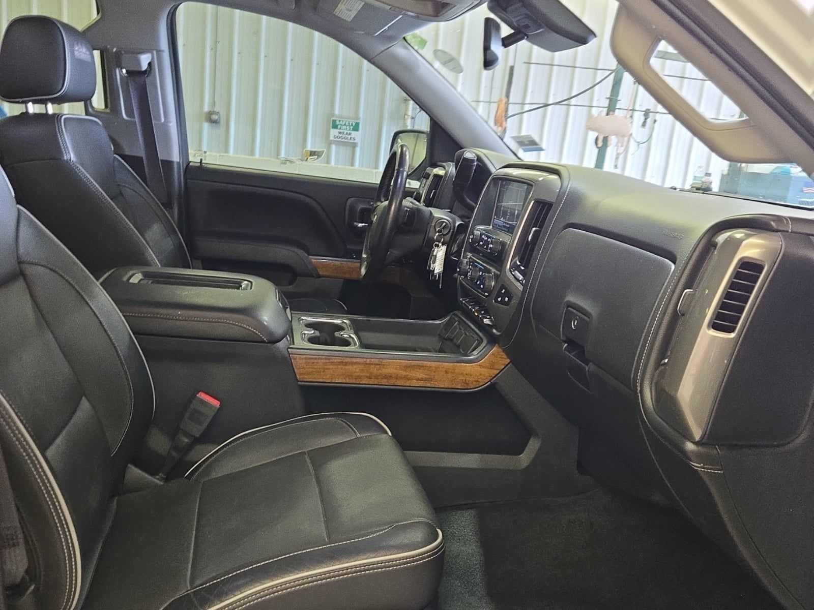 2017 Chevrolet Silverado 1500 High Country AWD