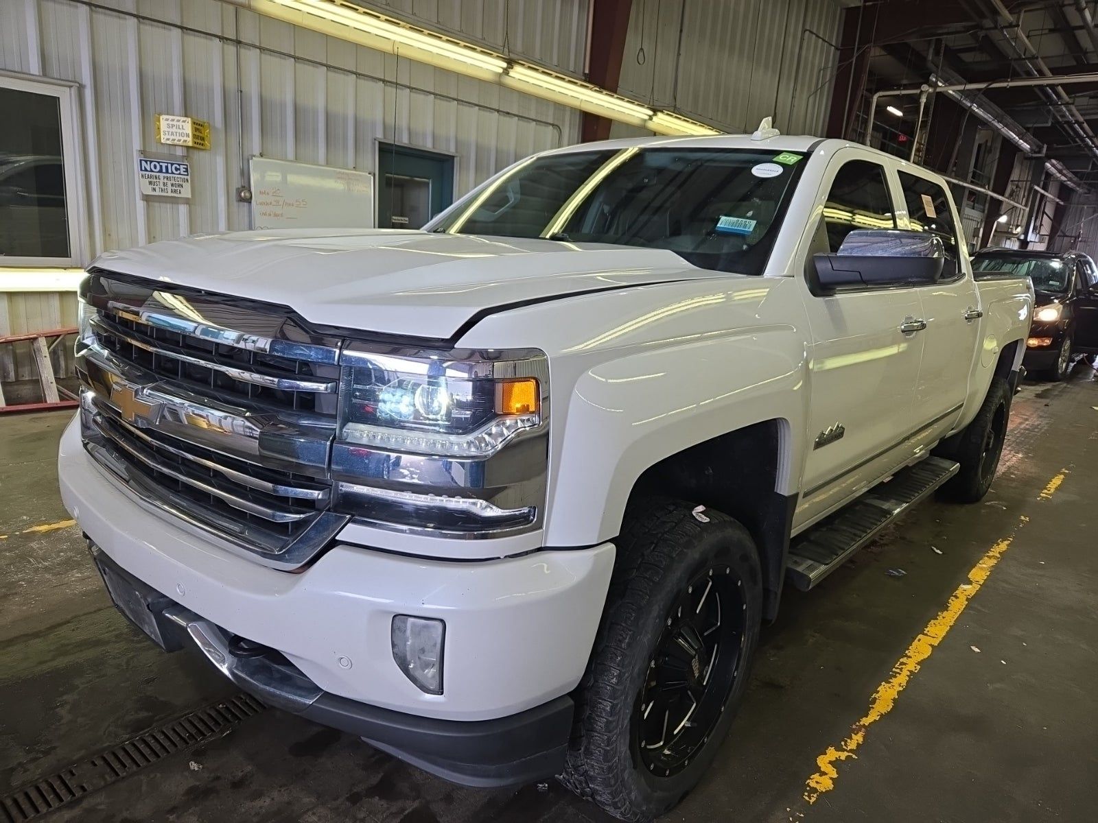 2017 Chevrolet Silverado 1500 High Country AWD